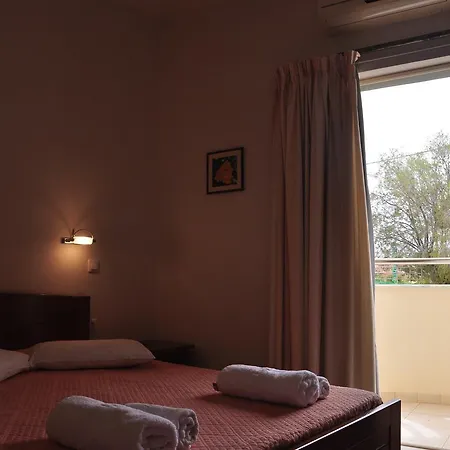 Otel Ostria *